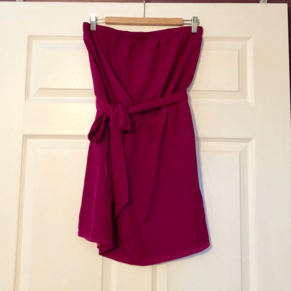 Strapless express dress w/ removable sash NWOT